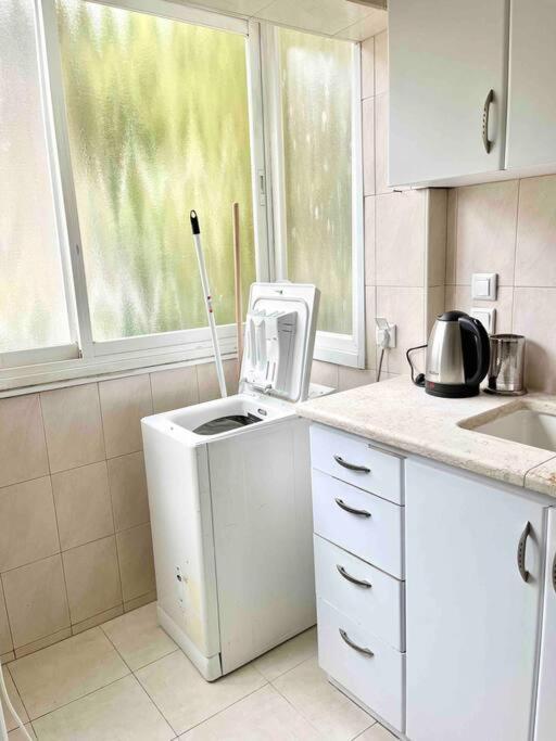 Rambam Beach Apartment Haifa Eksteriør billede